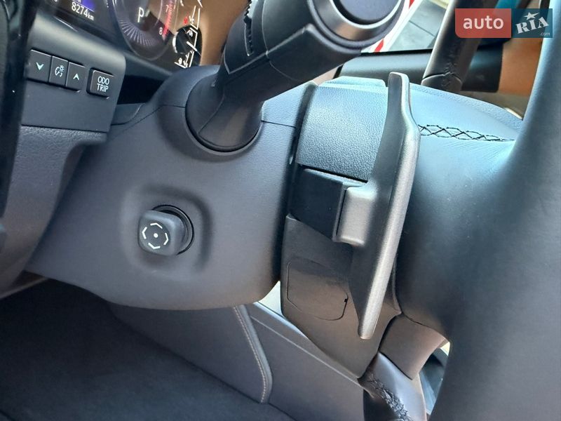 Седан Lexus ES 2024 в Києві