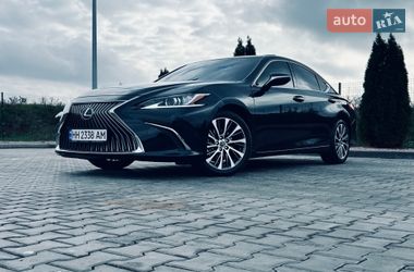 Седан Lexus ES 2021 в Киеве