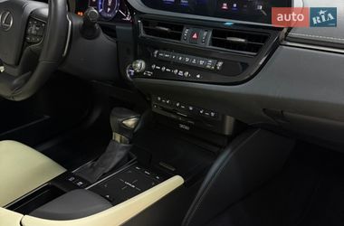 Седан Lexus ES 2022 в Одессе