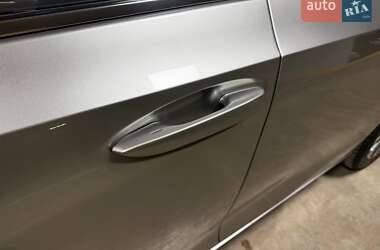 Седан Lexus ES 2022 в Киеве