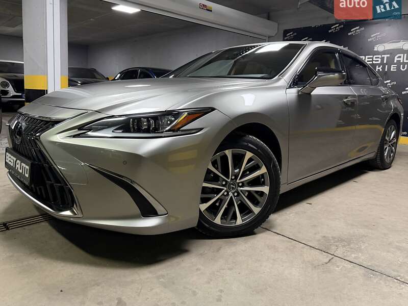 Седан Lexus ES 2022 в Киеве
