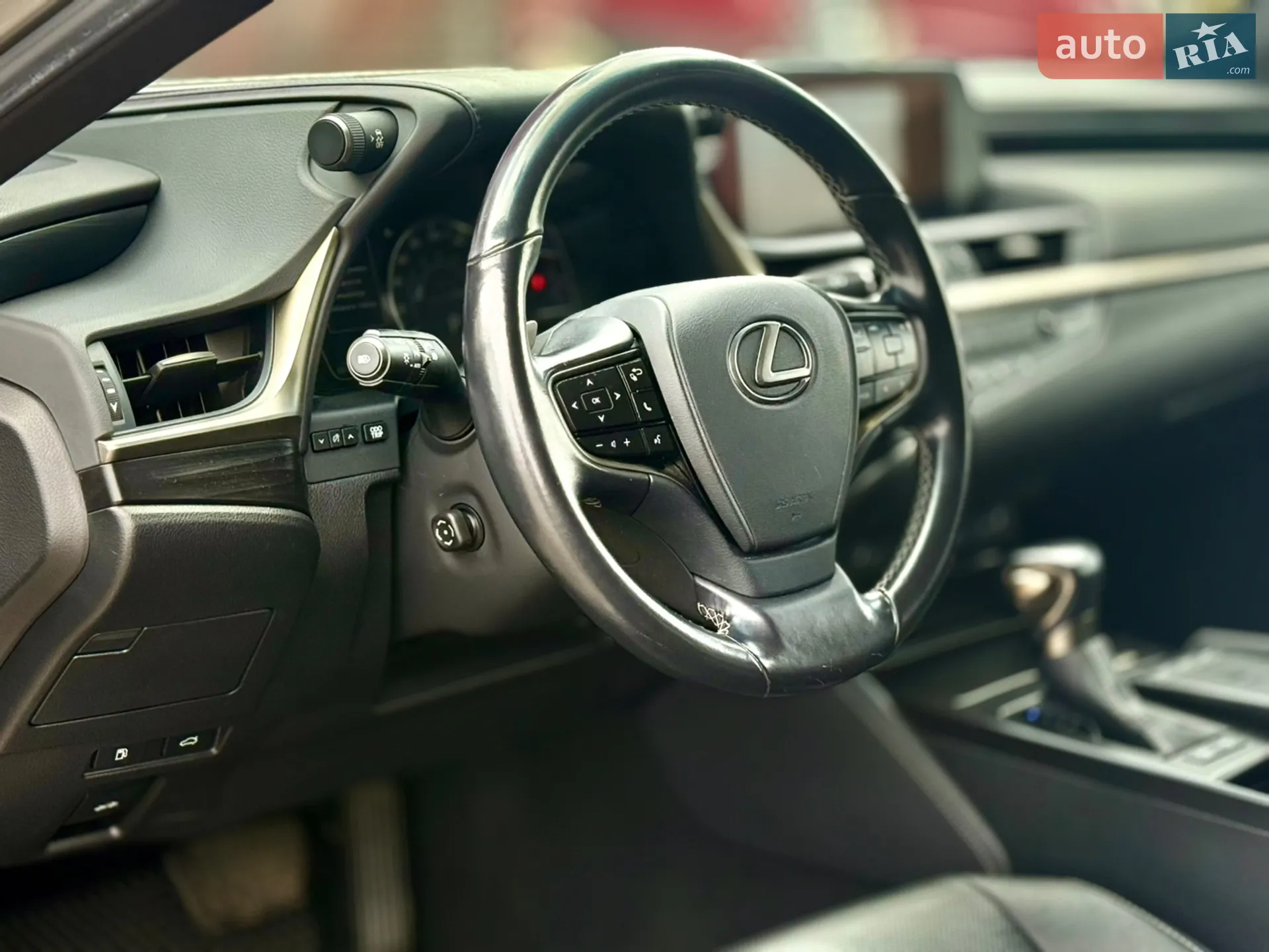 2020 Lexus ES - мініатюра 18