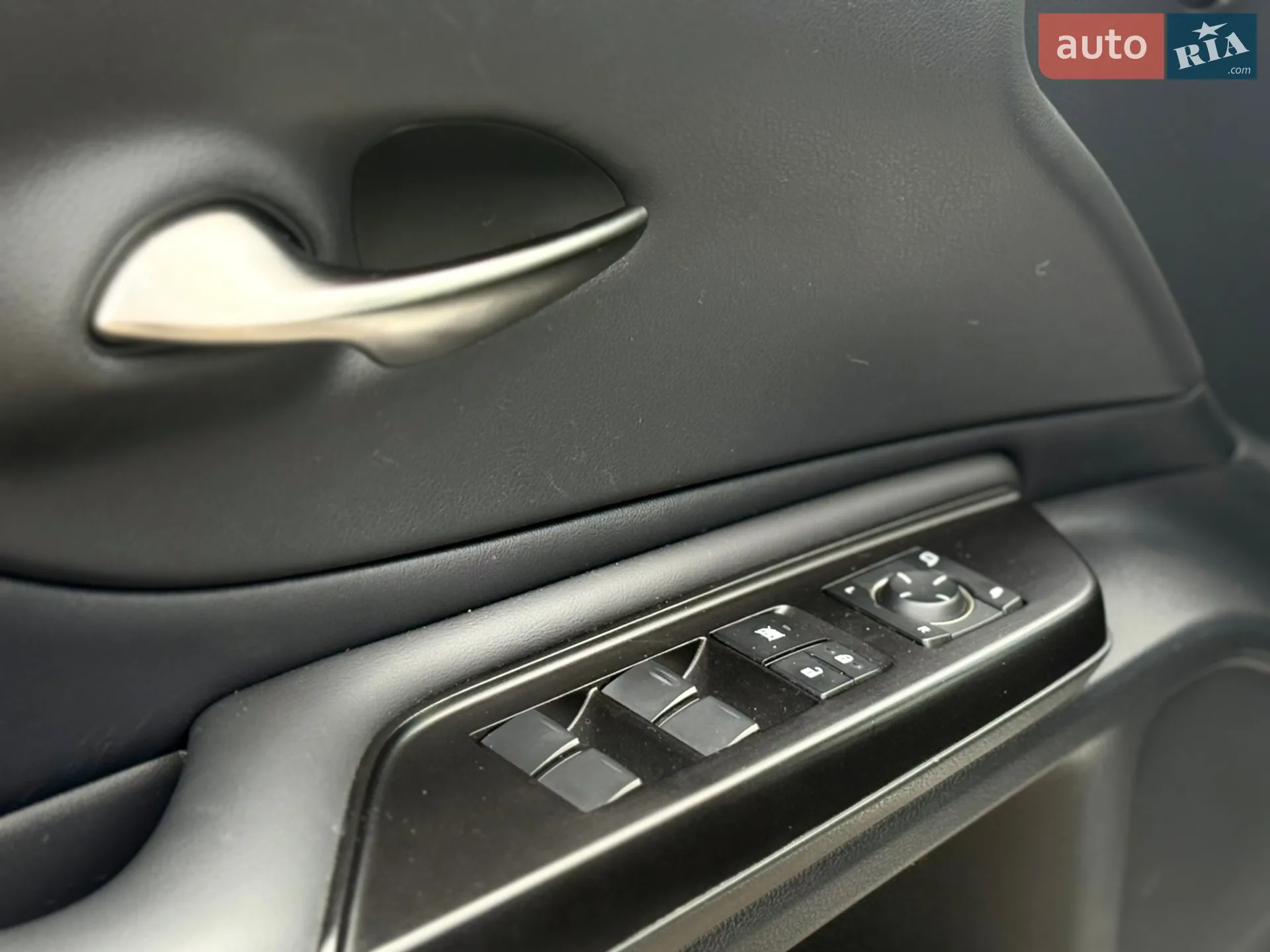 2020 Lexus ES - мініатюра 20