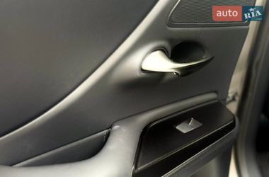 Седан Lexus ES 2020 в Киеве