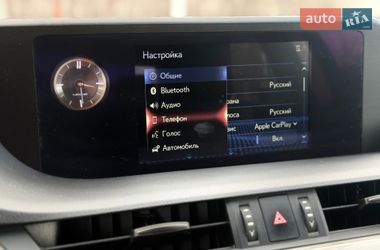 Седан Lexus ES 2020 в Киеве