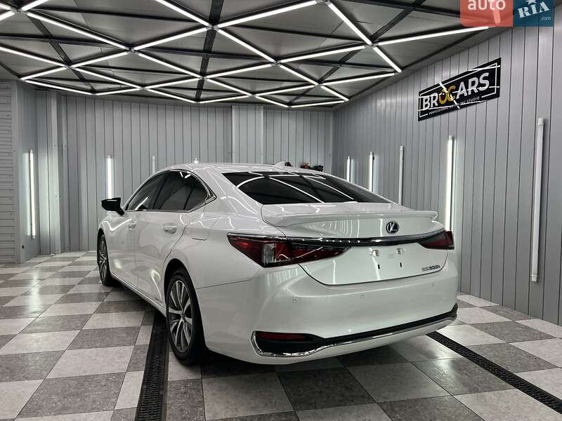 Седан Lexus ES 2020 в Черкасах фото 2 Седан Lexus ES 2020 в Черкасах