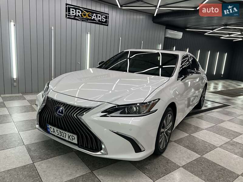 Седан Lexus ES 2020 в Черкасах фото 8 Седан Lexus ES 2020 в Черкасах