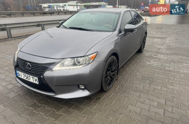 Седан Lexus ES 2014 в Киеве