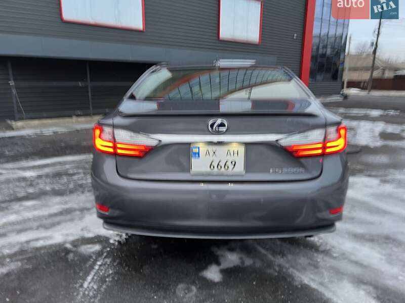 Седан Lexus ES 2017 в Харькове