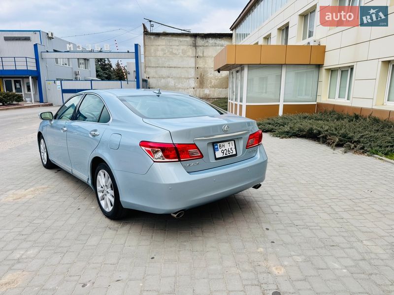 Седан Lexus ES 2010 в Николаеве
