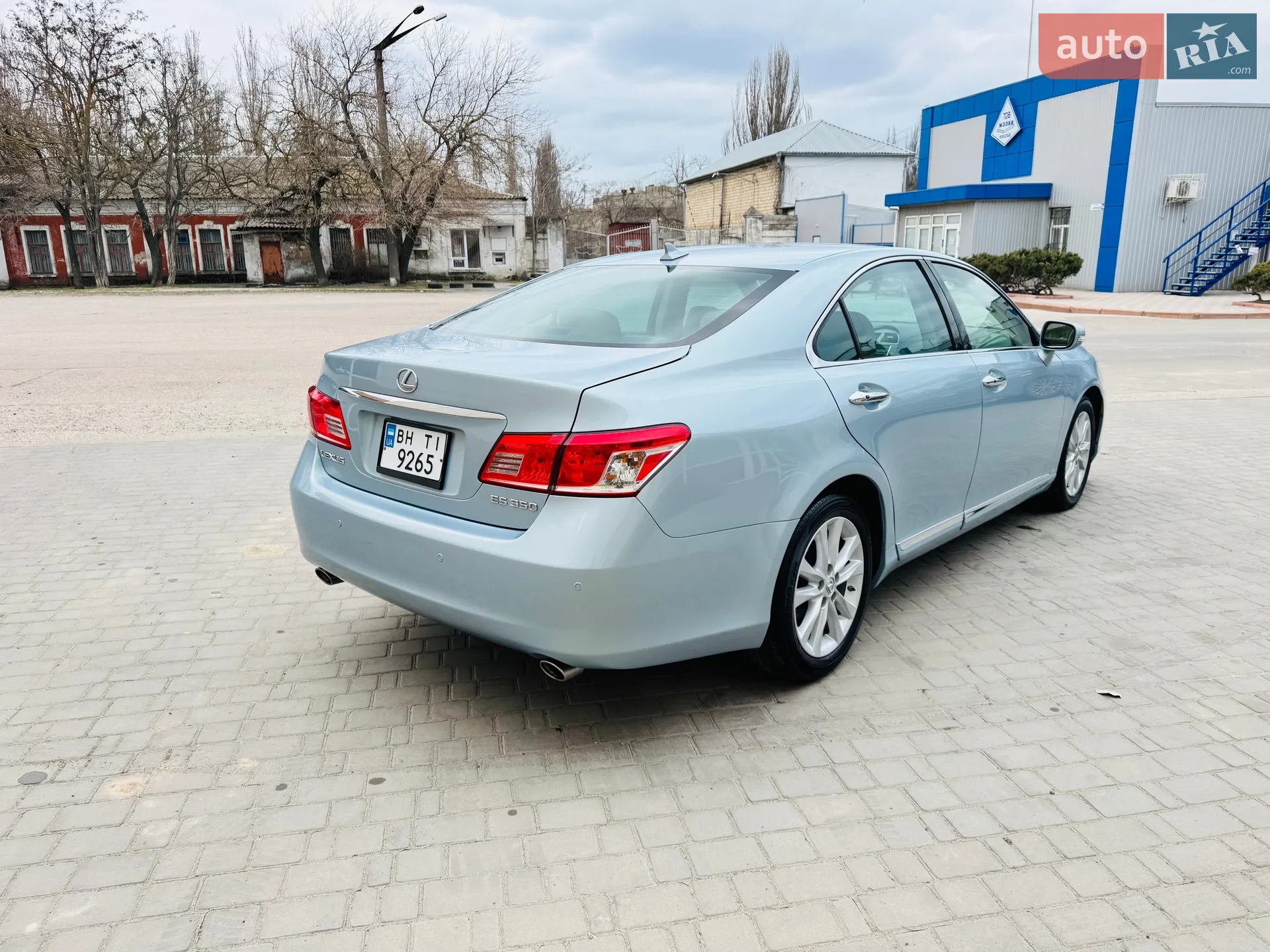 2010 Lexus ES - мініатюра 13