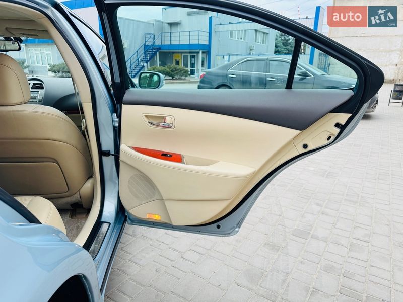 Седан Lexus ES 2010 в Николаеве