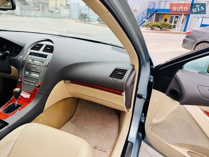 Седан Lexus ES 2010 в Николаеве