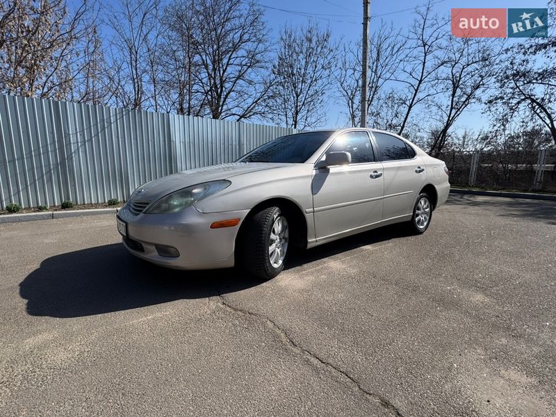 Седан Lexus ES 2003 в Одессе