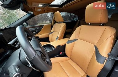 Седан Lexus ES 2023 в Киеве