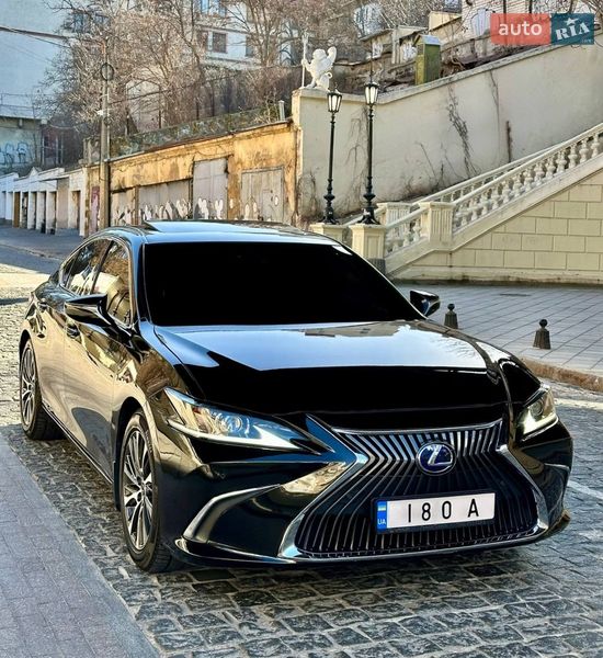 Седан Lexus ES 2019 в Одессе