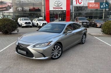 Седан Lexus ES 2020 в Хмельницком