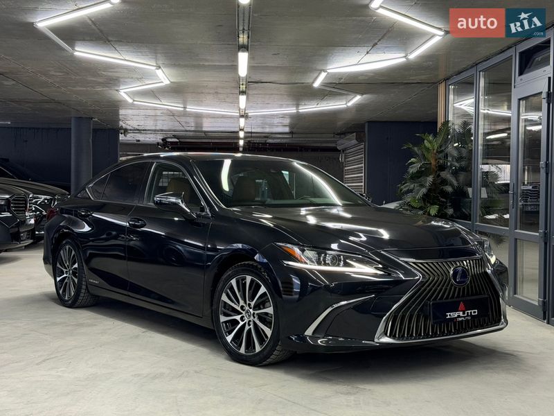 Седан Lexus ES 2019 в Одессе