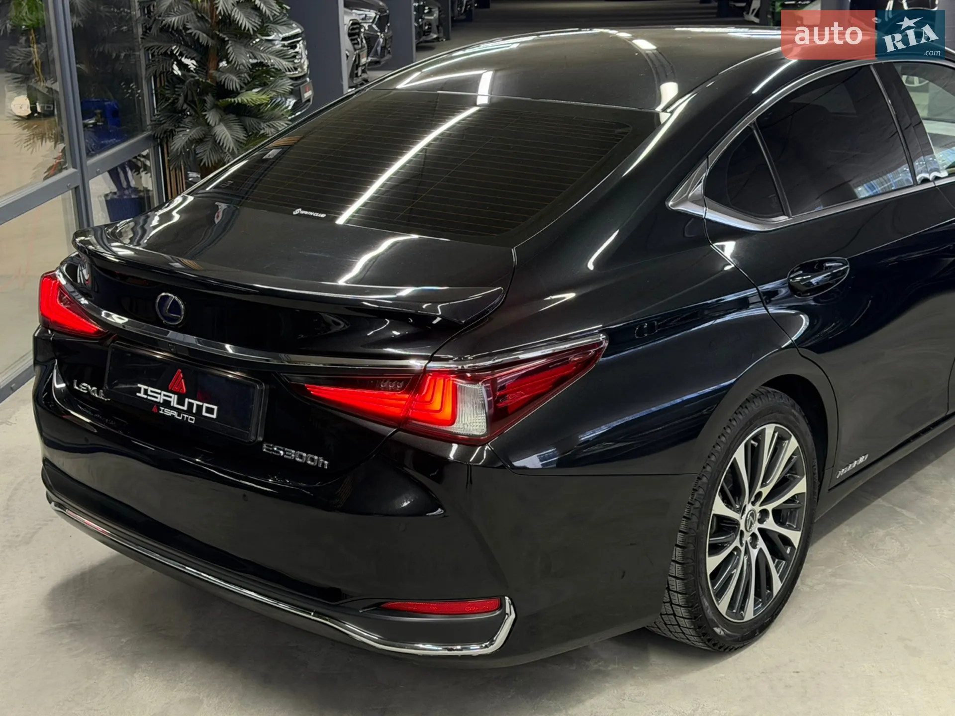 2019 Lexus ES - мініатюра 17