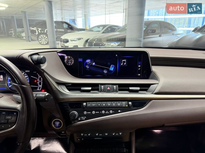 Седан Lexus ES 2019 в Одессе