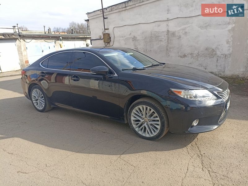 Седан Lexus ES 2014 в Хмельницком