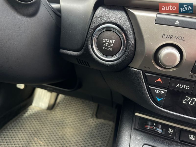 Седан Lexus ES 2014 в Киеве фото 15 Седан Lexus ES 2014 в Киеве