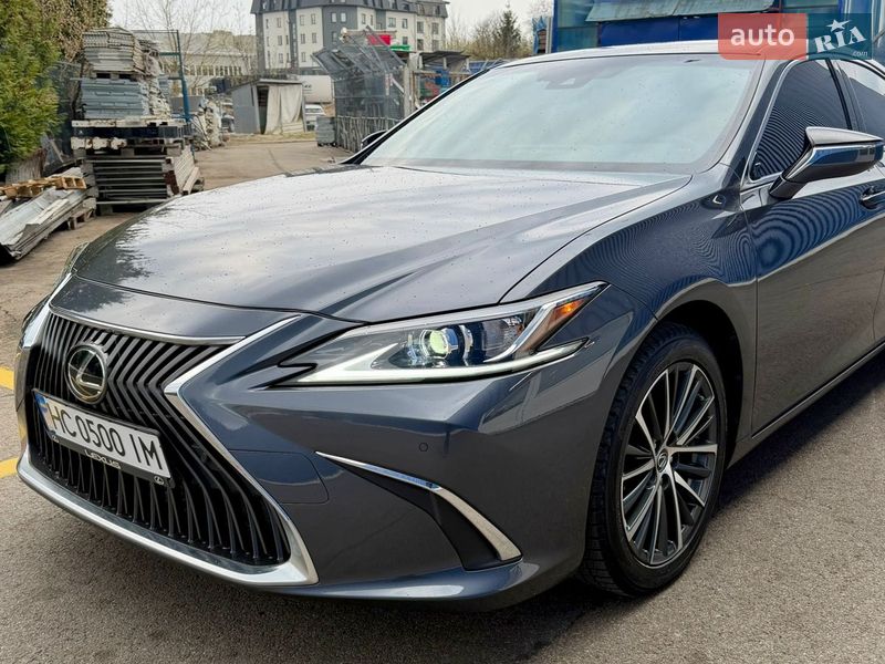 Седан Lexus ES 2023 в Львове фото 2 Седан Lexus ES 2023 в Львове