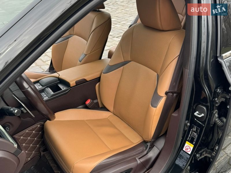 Седан Lexus ES 2018 в Києві фото 22 Седан Lexus ES 2018 в Києві