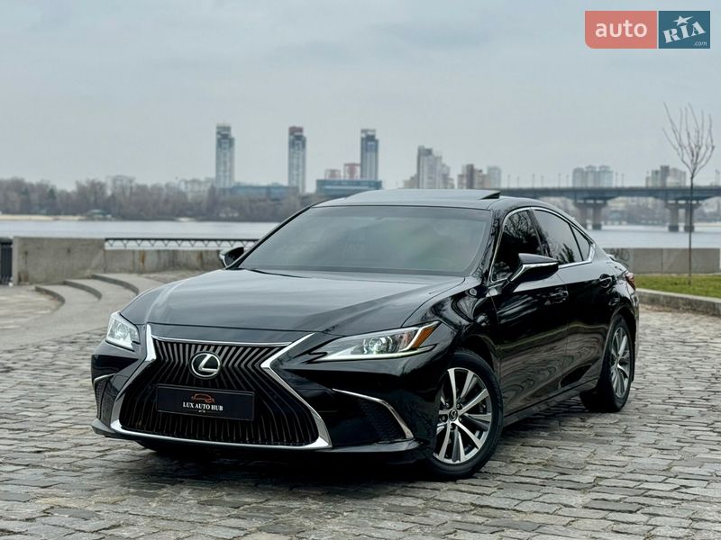 Седан Lexus ES 2018 в Києві фото 71 Седан Lexus ES 2018 в Києві