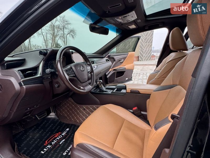 Седан Lexus ES 2018 в Києві фото 85 Седан Lexus ES 2018 в Києві
