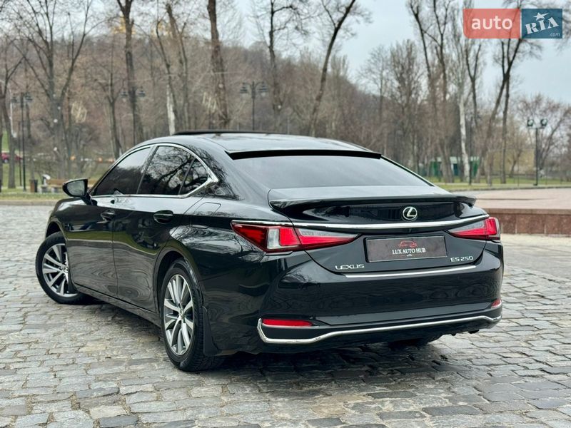 Седан Lexus ES 2018 в Києві фото 104 Седан Lexus ES 2018 в Києві