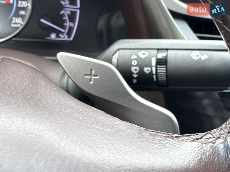 Седан Lexus ES 2018 в Києві фото 118 Седан Lexus ES 2018 в Києві