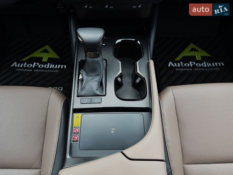 Седан Lexus ES 2023 в Києві фото 37 Седан Lexus ES 2023 в Києві