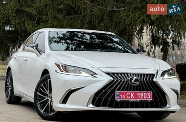 Седан Lexus ES 2022 в Вінниці