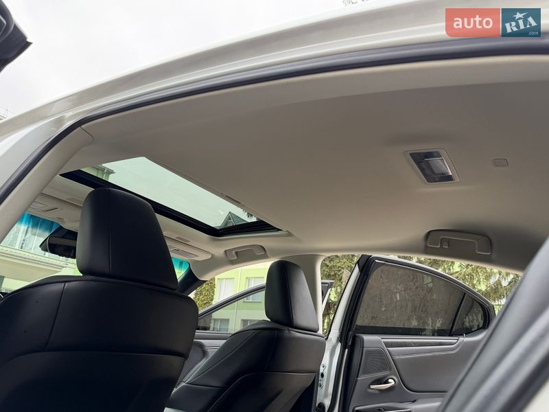 Седан Lexus ES 2022 в Виннице фото 39 Седан Lexus ES 2022 в Виннице