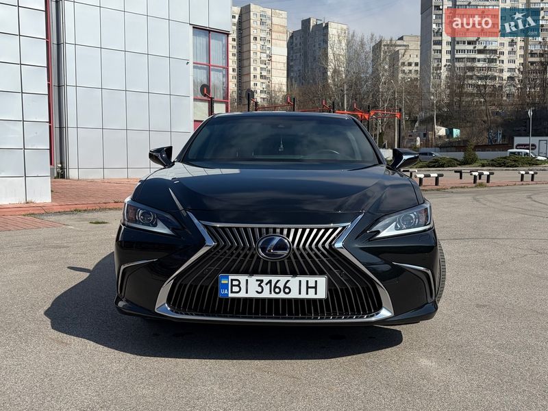 Седан Lexus ES 2020 в Харкові