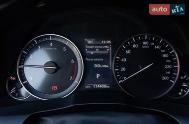 Седан Lexus ES 2018 в Киеве