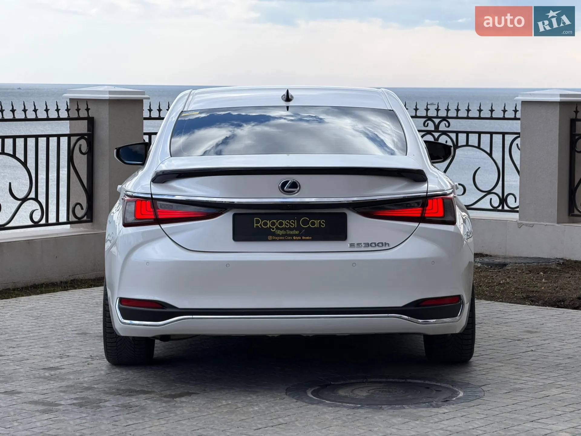 2022 Lexus ES - мініатюра 10