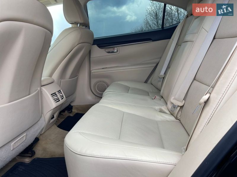 Седан Lexus ES 2013 в Виннице фото 18 Седан Lexus ES 2013 в Виннице