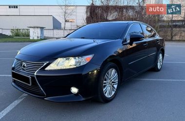 Седан Lexus ES 2014 в Києві