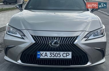 Седан Lexus ES 2021 в Киеве