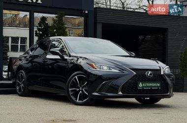 Седан Lexus ES 2023 в Киеве