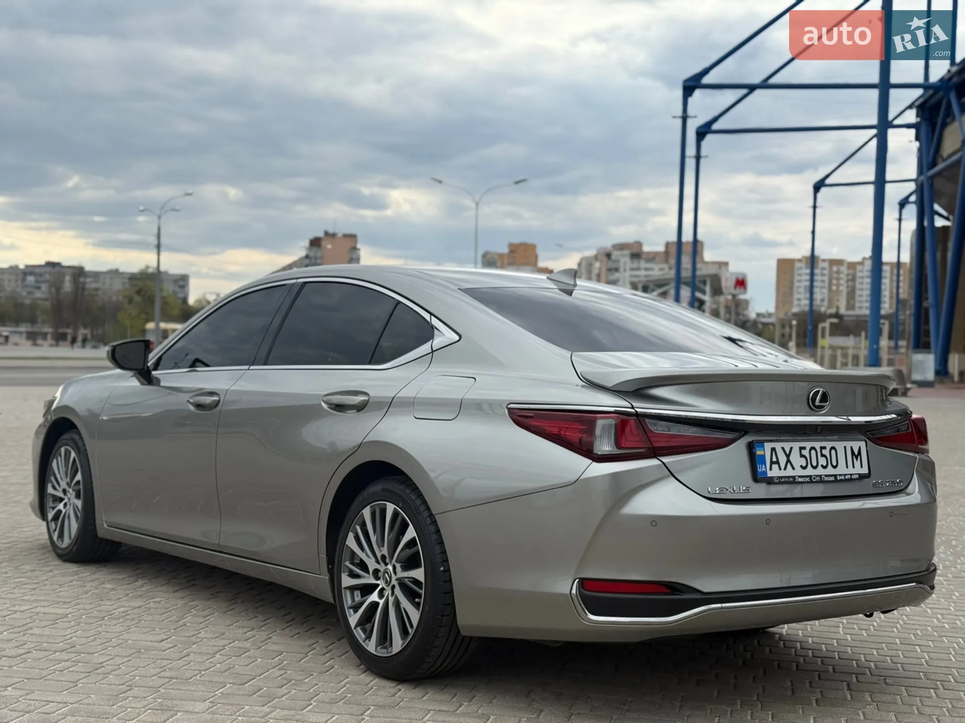 2019 Lexus ES - мініатюра 4