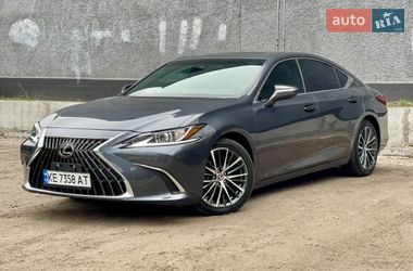 Седан Lexus ES 2022 в Кам'янському