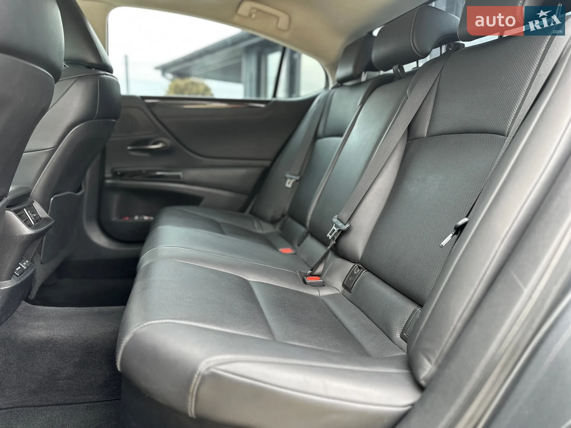 2022 Lexus ES - мініатюра 24