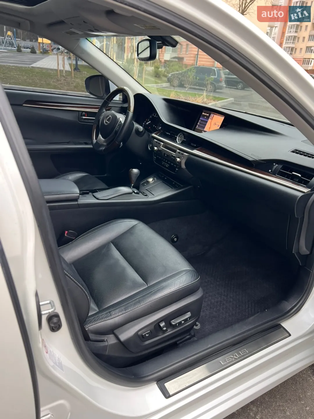 2013 Lexus ES - мініатюра 26