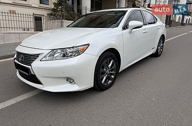 Седан Lexus ES 2013 в Києві