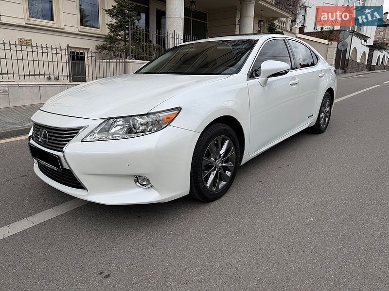 Lexus ES 2013