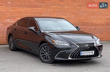 Седан Lexus ES 2022 в Києві