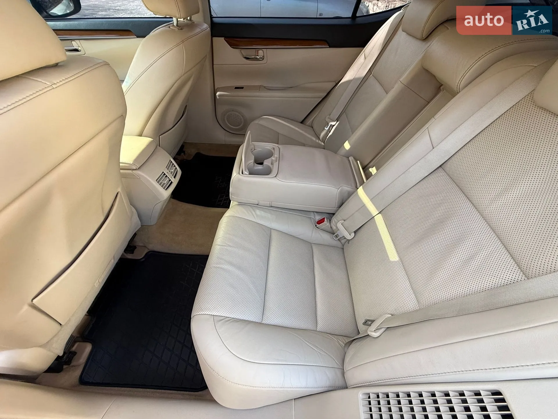 2013 Lexus ES - мініатюра 19